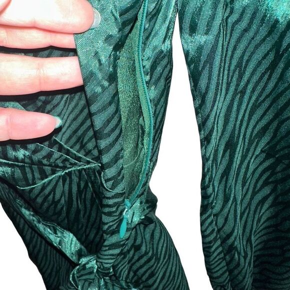 Lulus Green Wild for Love Zebra Print Faux Wrap Mini Dress - NWT - Picture 10 of 12